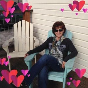 Meet your Posher, Nancy